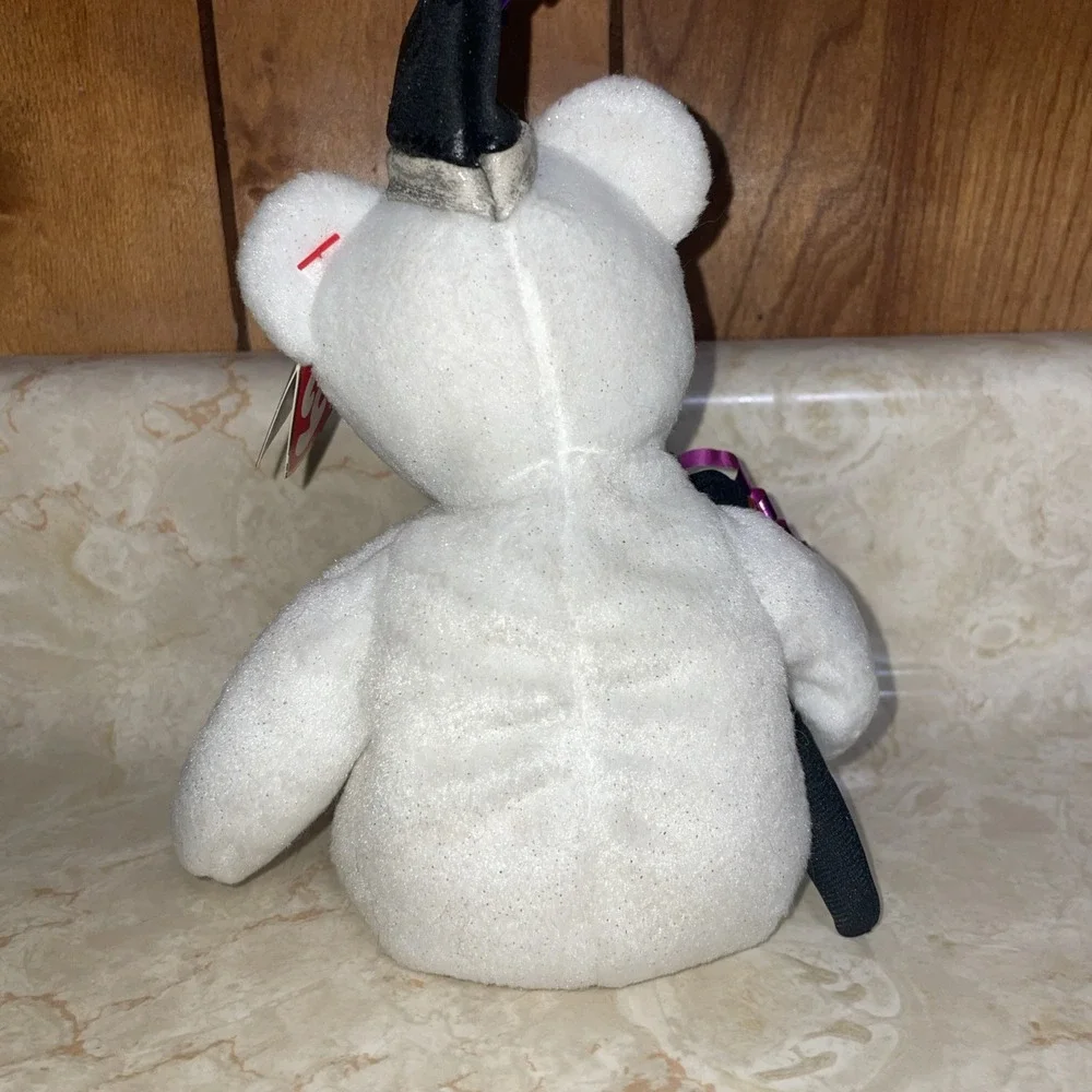 TY Beanie Baby Happy NEW YEAR Bear 2006‎ White Bear With Party Favors Ribbons
